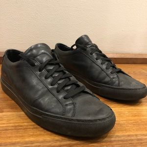 Common Project Achilles Sneakers (Size 9)